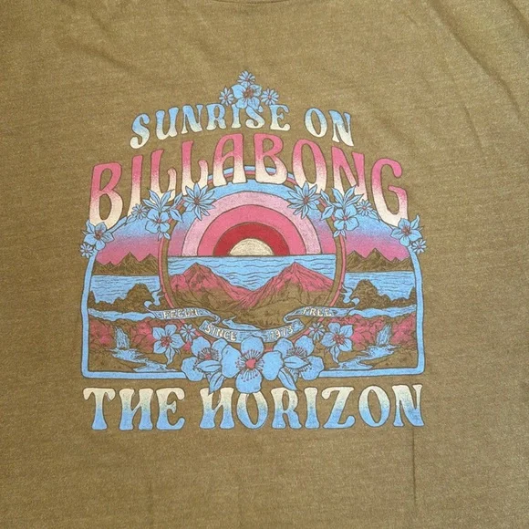 billabong Sunrise On The Beach T-Shirt . NWT - Picture 3 of 5
